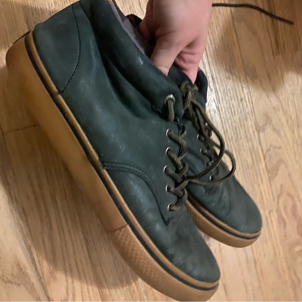 Mens the hundreds leather skate shoes